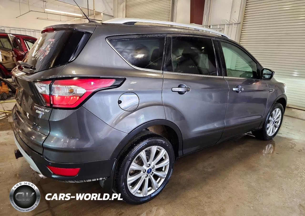 2017 Ford Escape VIN:1FMCU9J94HUE54772 - 3