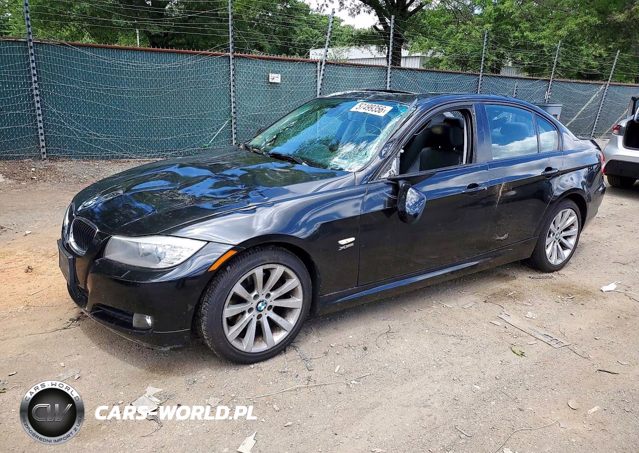 2011 BMW 328 Xi – zdjęcie 1 z 12