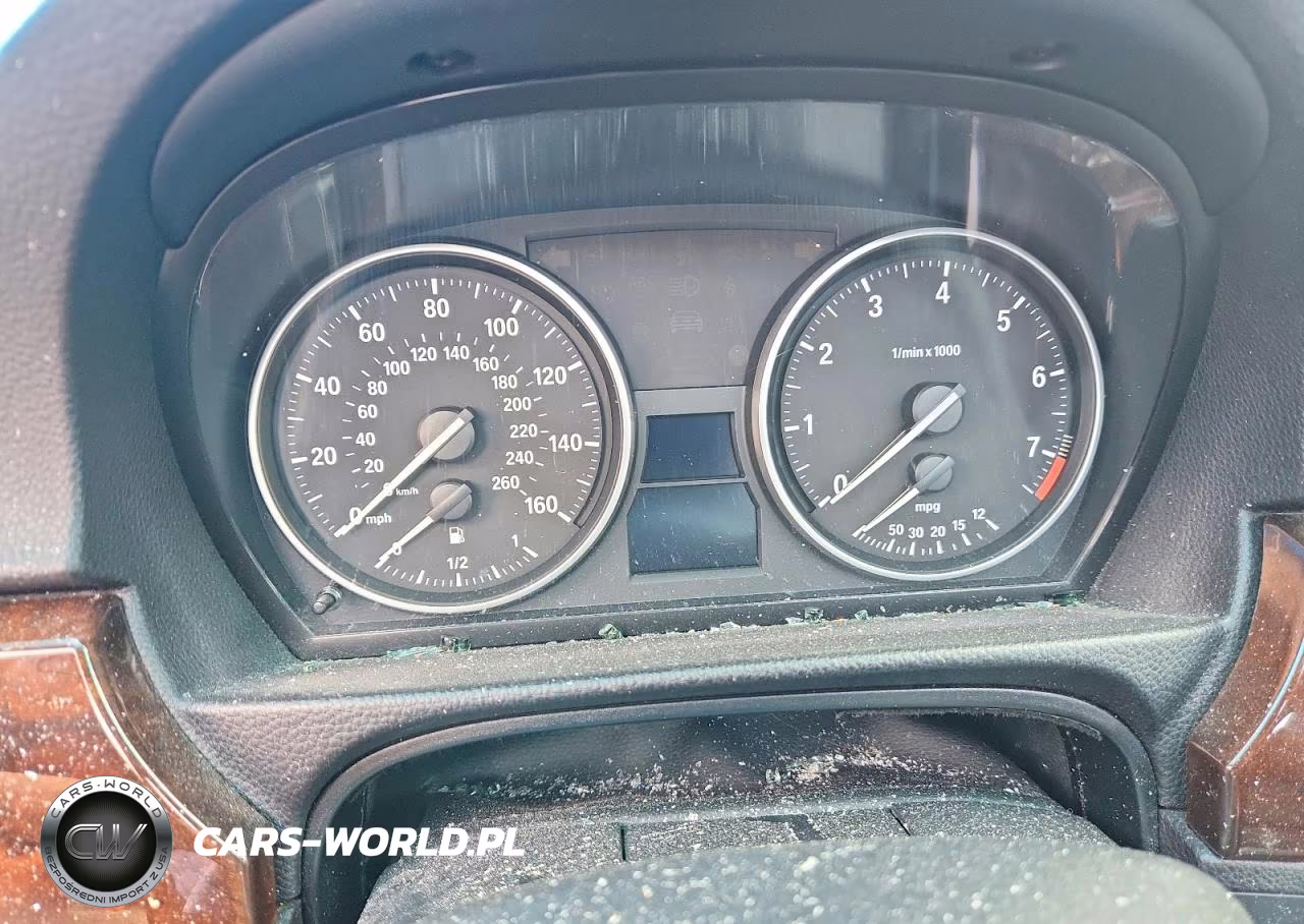 2011 BMW 328 Xi VIN:WBAPK7G54BNN86367 - 9