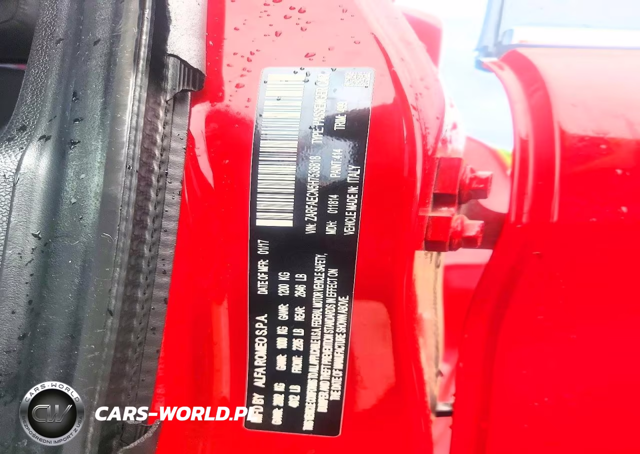 2017 Alfa Romeo Giulia Ti VIN:ZARFAECN5H7536818 - 12