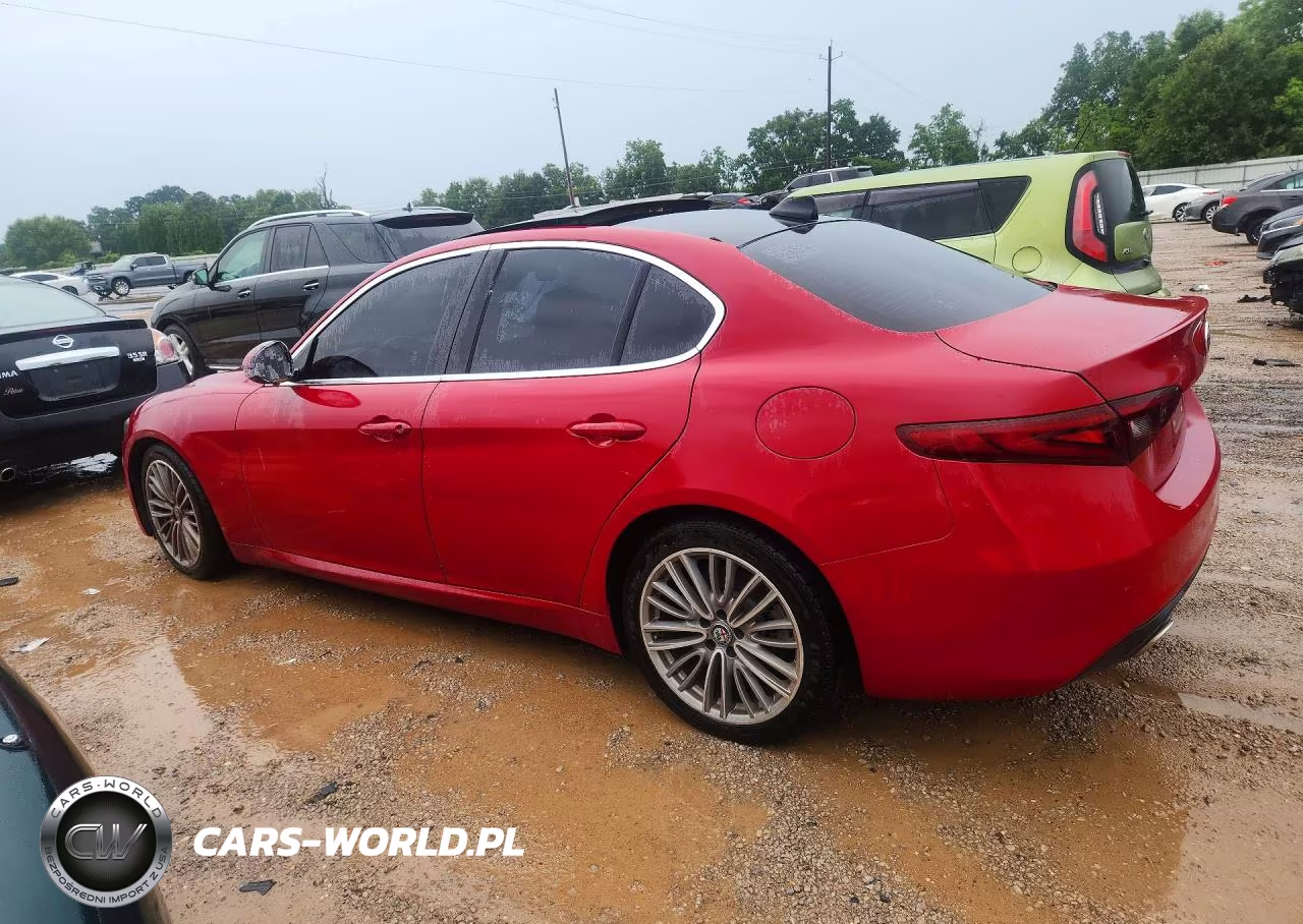 2017 Alfa Romeo Giulia Ti VIN:ZARFAECN5H7536818 - 2