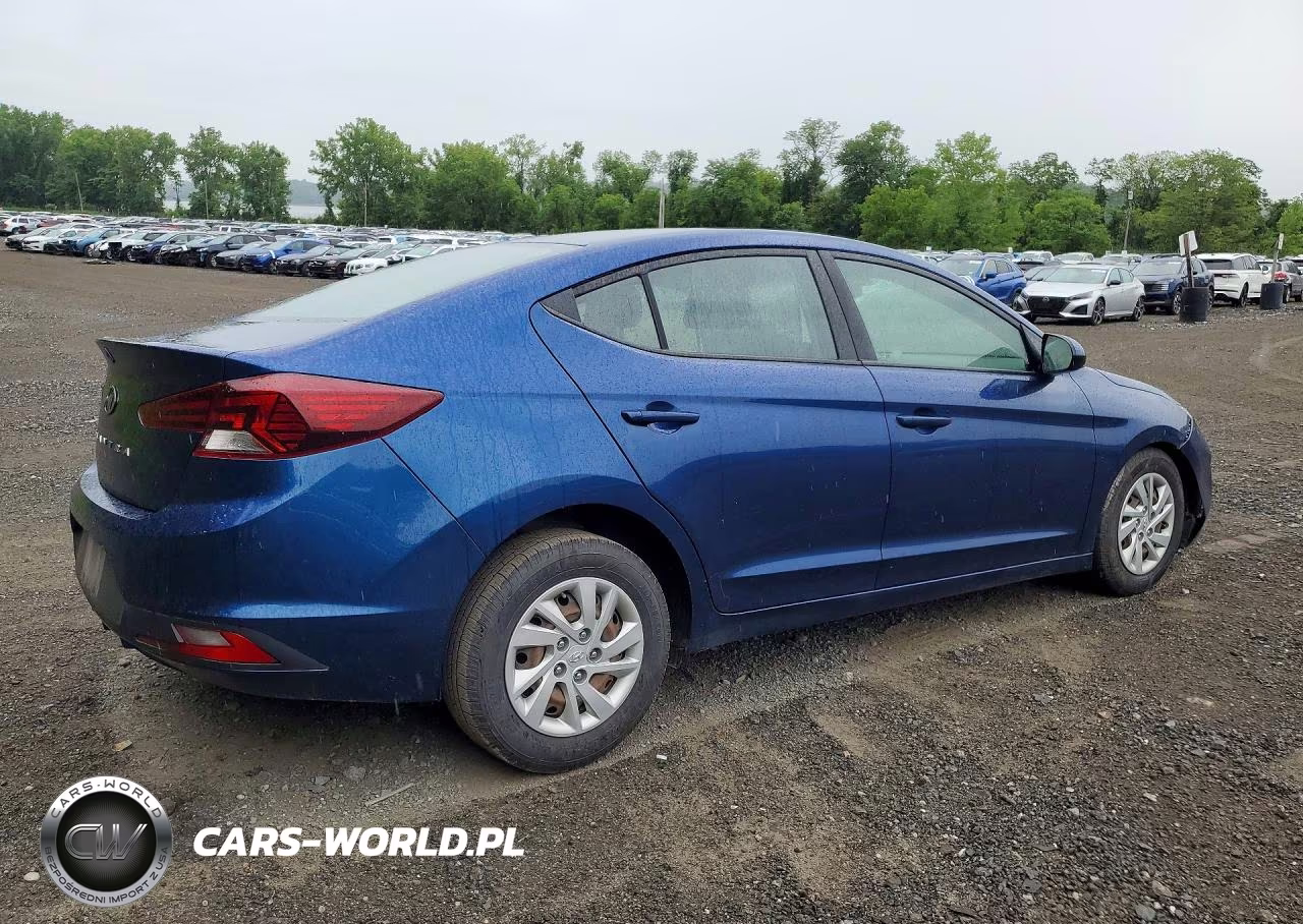 2019 Hyundai Elantra Se VIN:5NPD74LF0KH456462 - 3