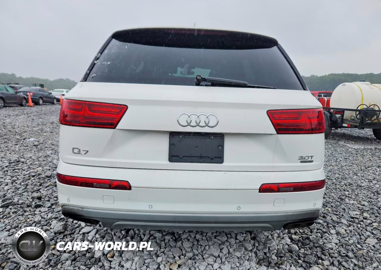 2017 Audi Q7 Premium Plus VIN:WA1LAAF71HD012970 - 6