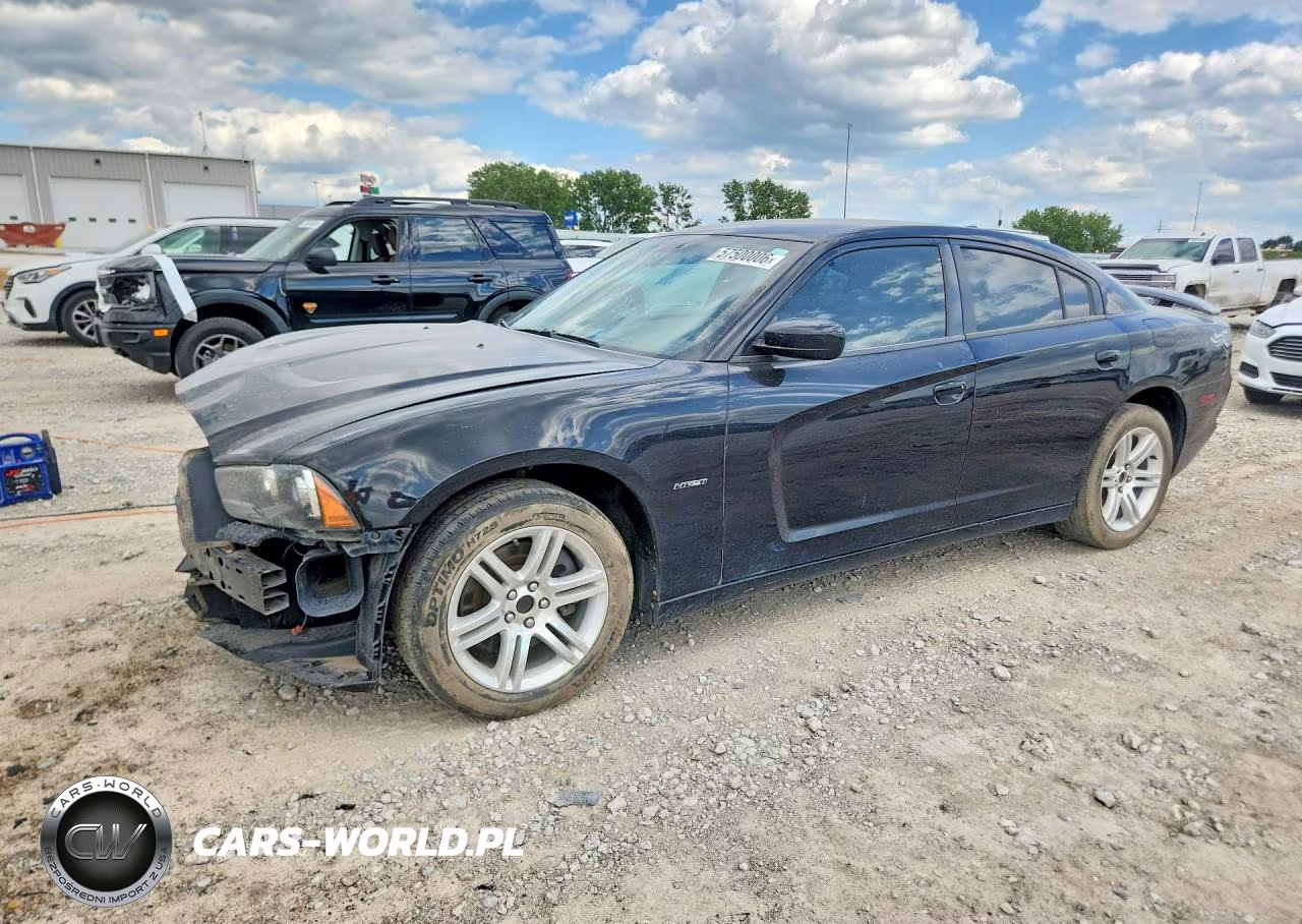 2011 Dodge Charger R