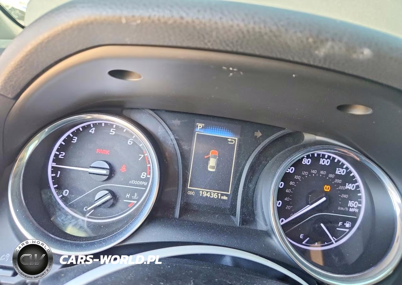 2019 Toyota Camry Se VIN:4T1B11HK0KU810057 - 9