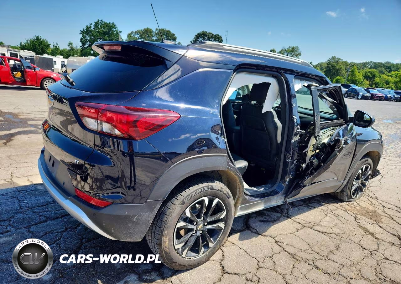2021 Chevrolet Trailblazer Lt VIN:KL79MPSL0MB104247 - 3