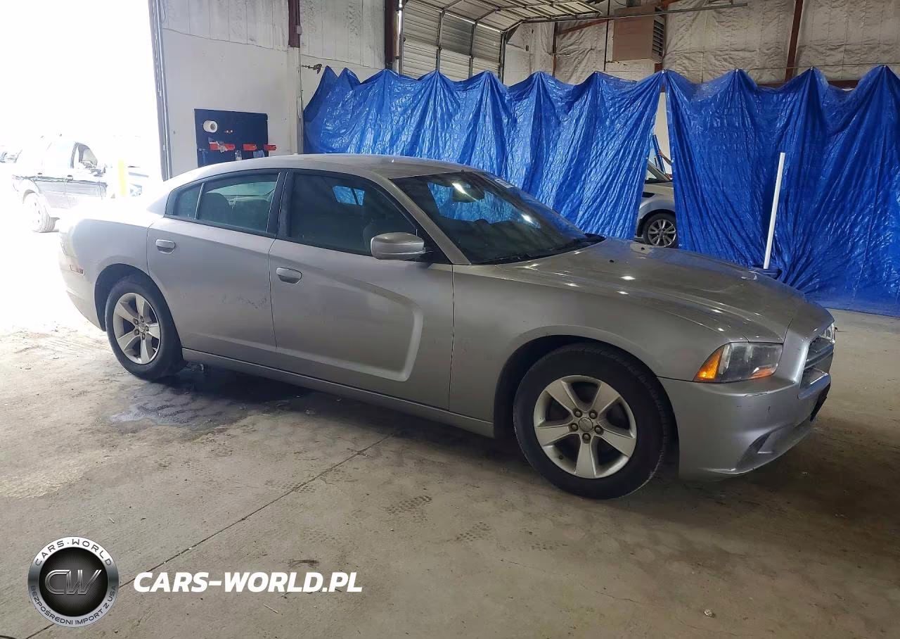 2013 Dodge Charger Se VIN:2C3CDXBGXDH690723 - 4