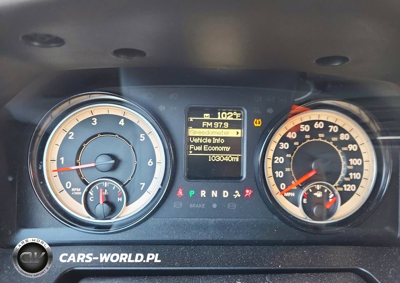 2018 Ram 1500 St VIN:1C6RR6FGXJS299191 - 9
