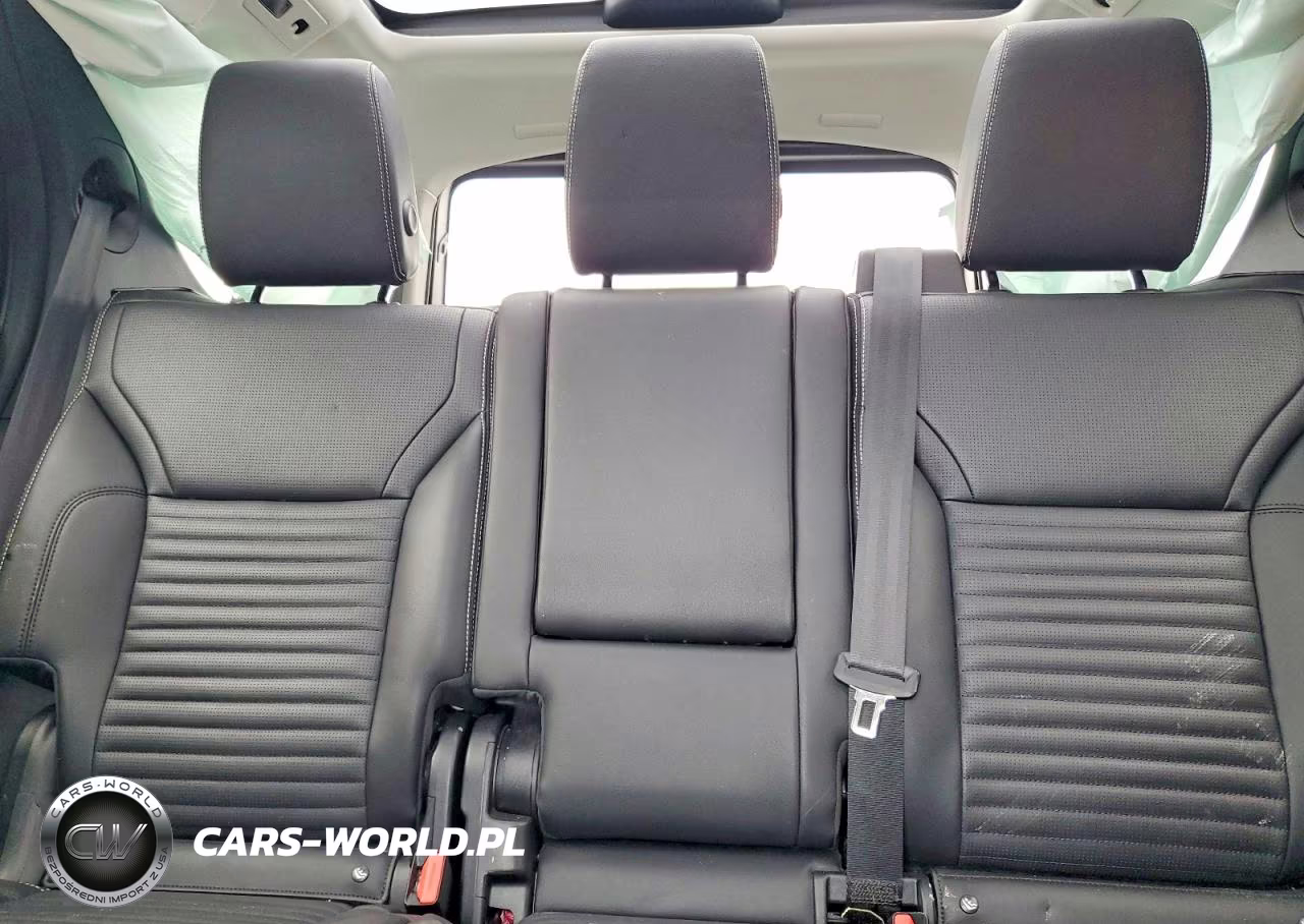 2024 Land Rover Discovery S VIN:SALRJ2EX7R2490680 - 10