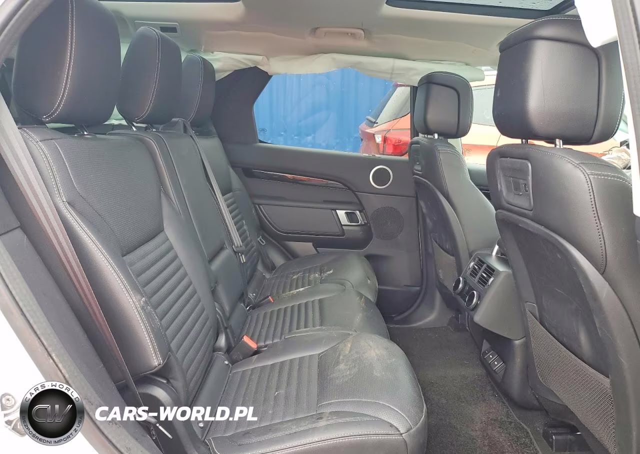 2024 Land Rover Discovery S VIN:SALRJ2EX7R2490680 - 11
