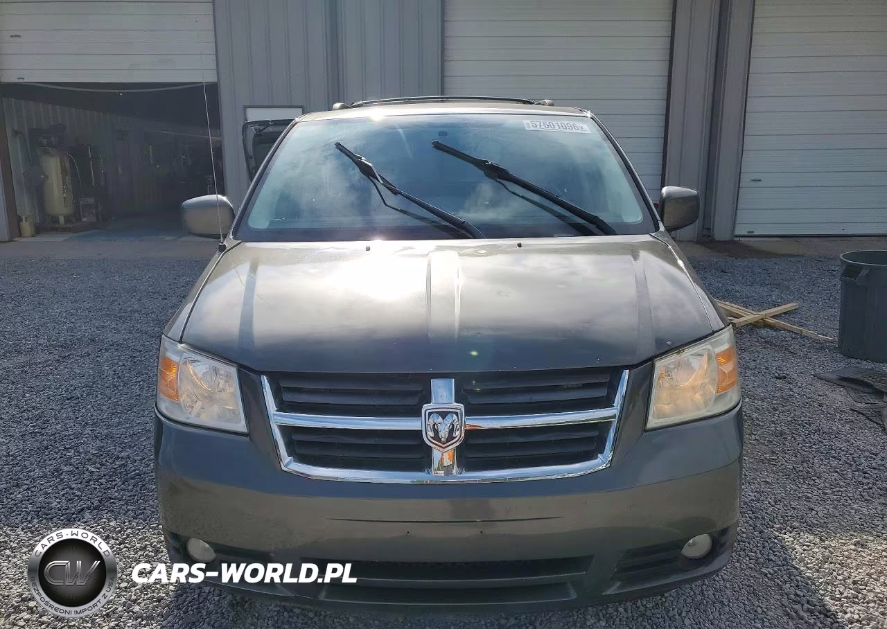 2010 Dodge Grand Caravan Sxt VIN:2D4RN5D14AR261196 - 5