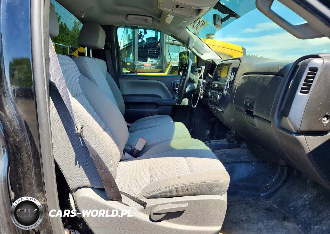 2018 GMC Sierra K3500 VIN:1GT32VCG4JZ324241 - 11