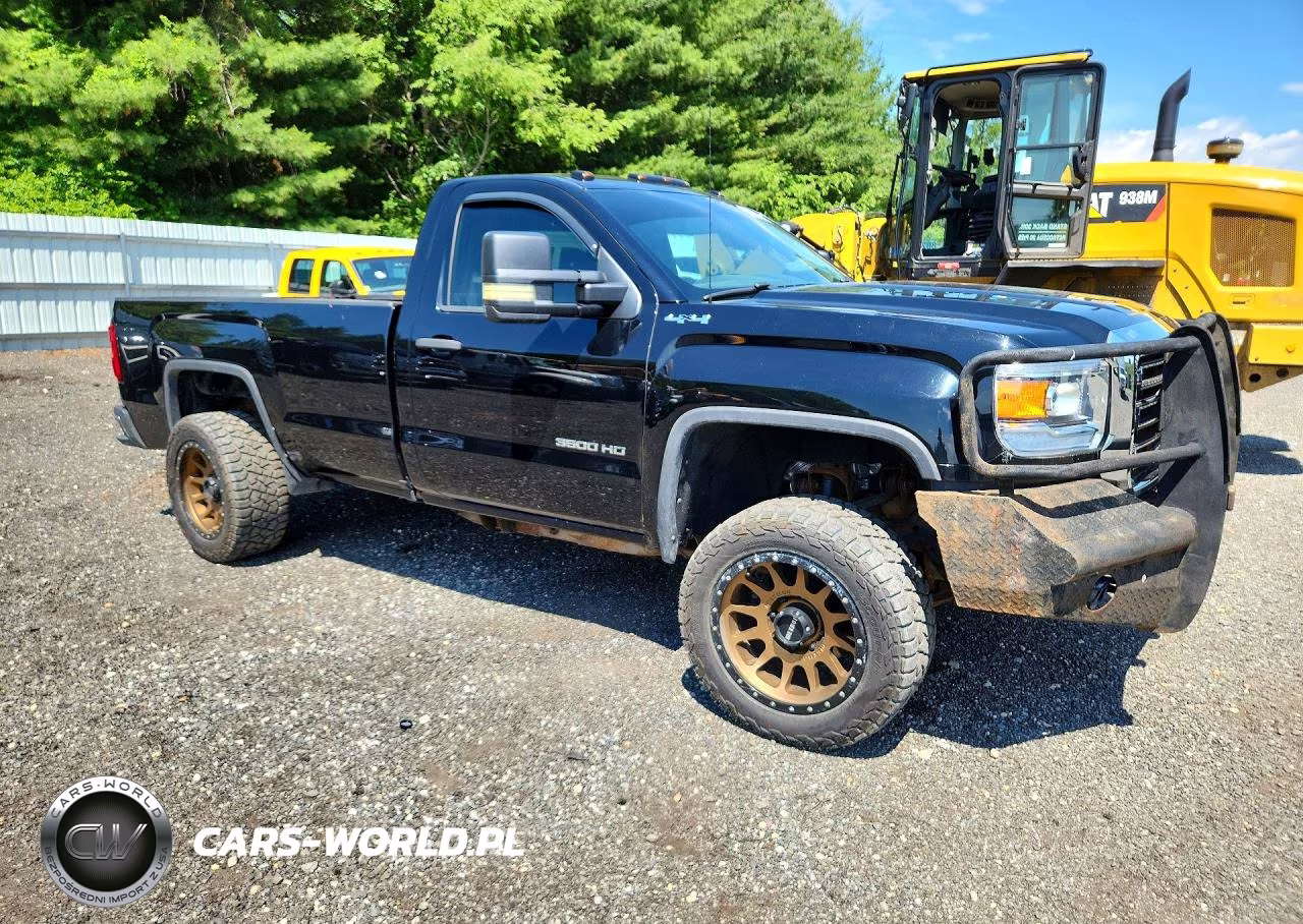 2018 GMC Sierra K3500 VIN:1GT32VCG4JZ324241 - 4