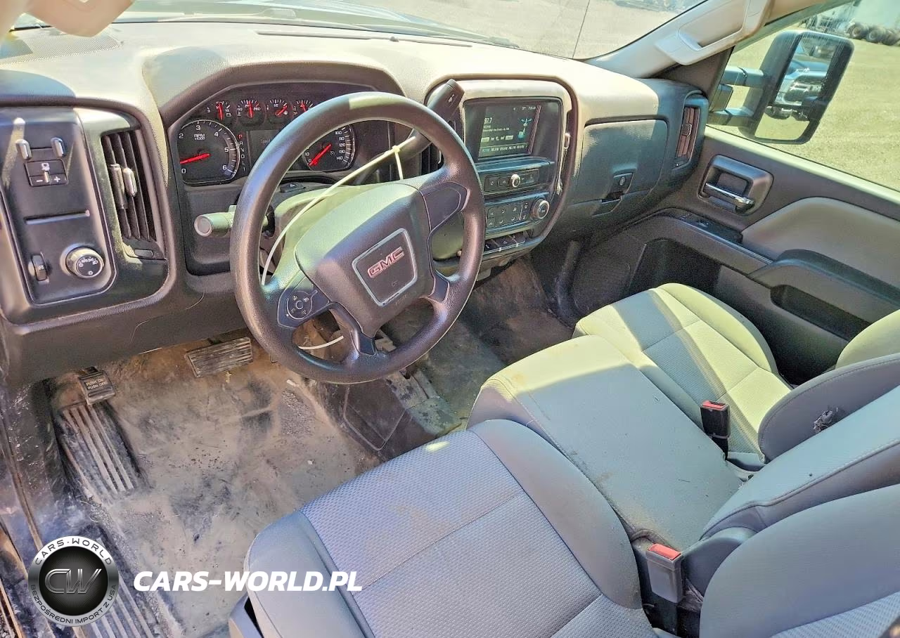 2018 GMC Sierra K3500 VIN:1GT32VCG4JZ324241 - 8