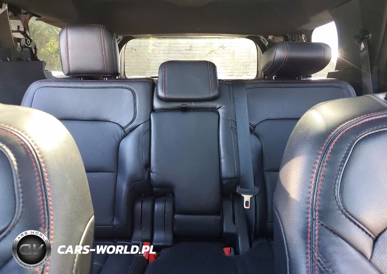 2019 Ford Explorer Sport VIN:1FM5K8GT6KGB33561 - 10