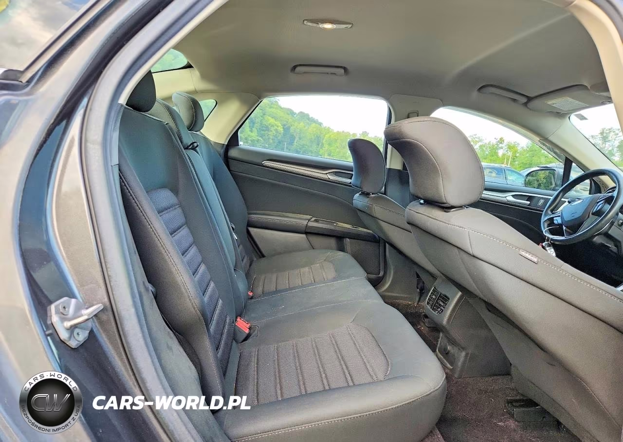 2017 Ford Fusion Se VIN:3FA6P0HD8HR174090 - 10
