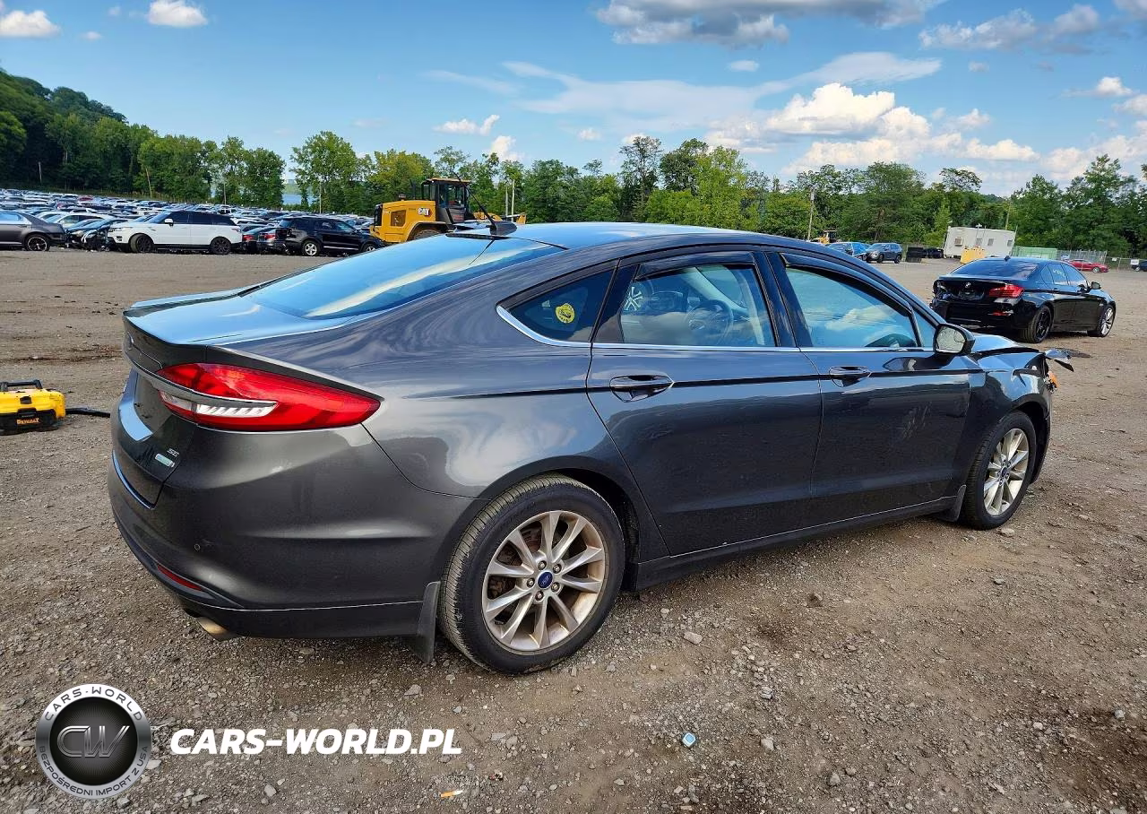 2017 Ford Fusion Se VIN:3FA6P0HD8HR174090 - 3