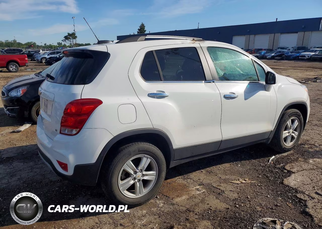 2018 Chevrolet Trax 1Lt VIN:KL7CJPSB4JB704335 - 3