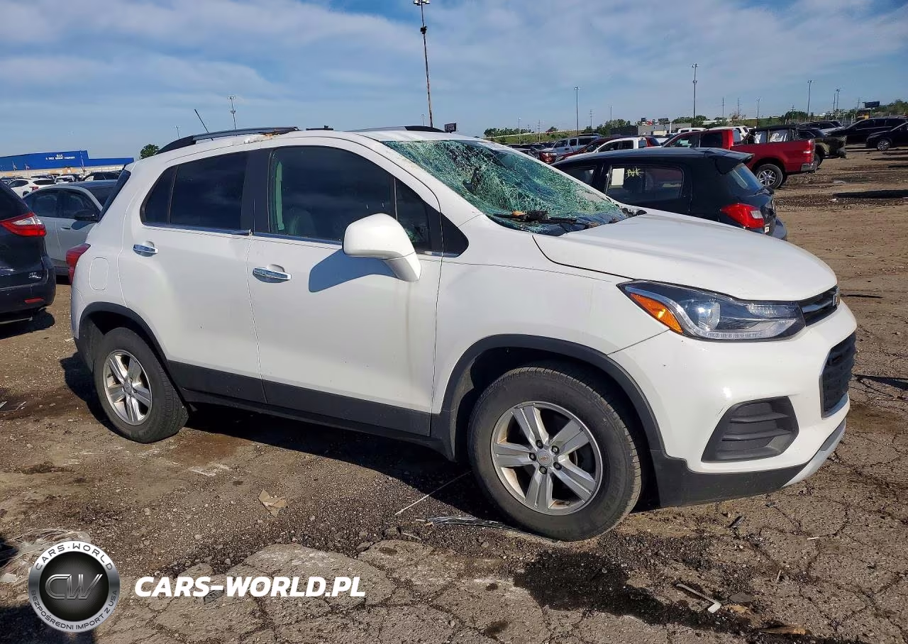 2018 Chevrolet Trax 1Lt VIN:KL7CJPSB4JB704335 - 4