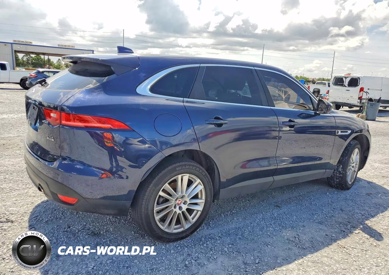 2018 Jaguar F-Pace Prestige VIN:SADCK2FX0JA266724 - 3