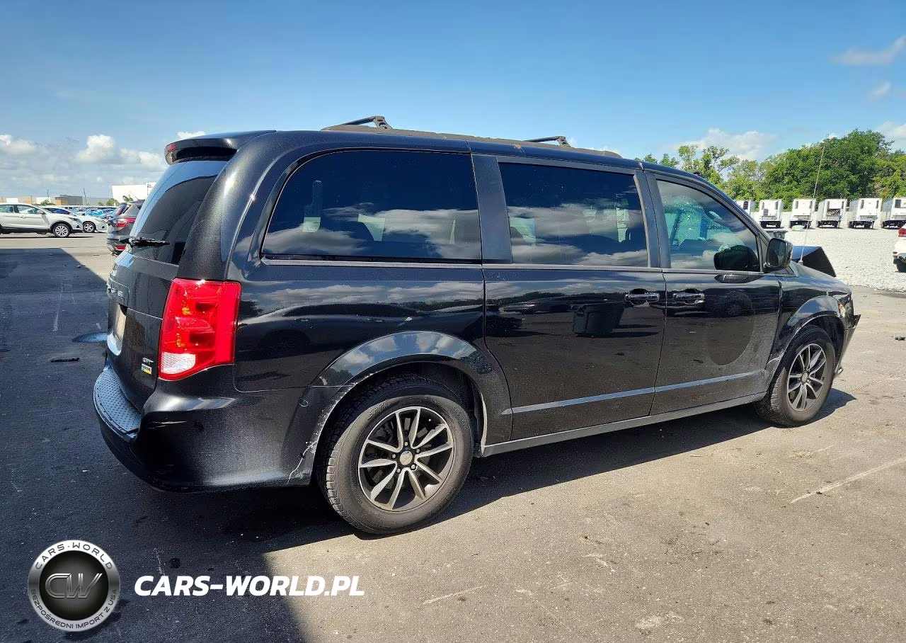 2019 Dodge Grand Caravan Gt VIN:2C4RDGEG7KR562786 - 3