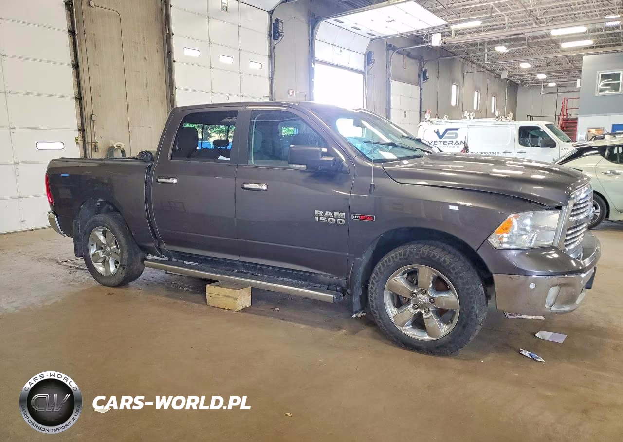 2018 Ram 1500 Slt VIN:1C6RR7LMXJS353587 - 4