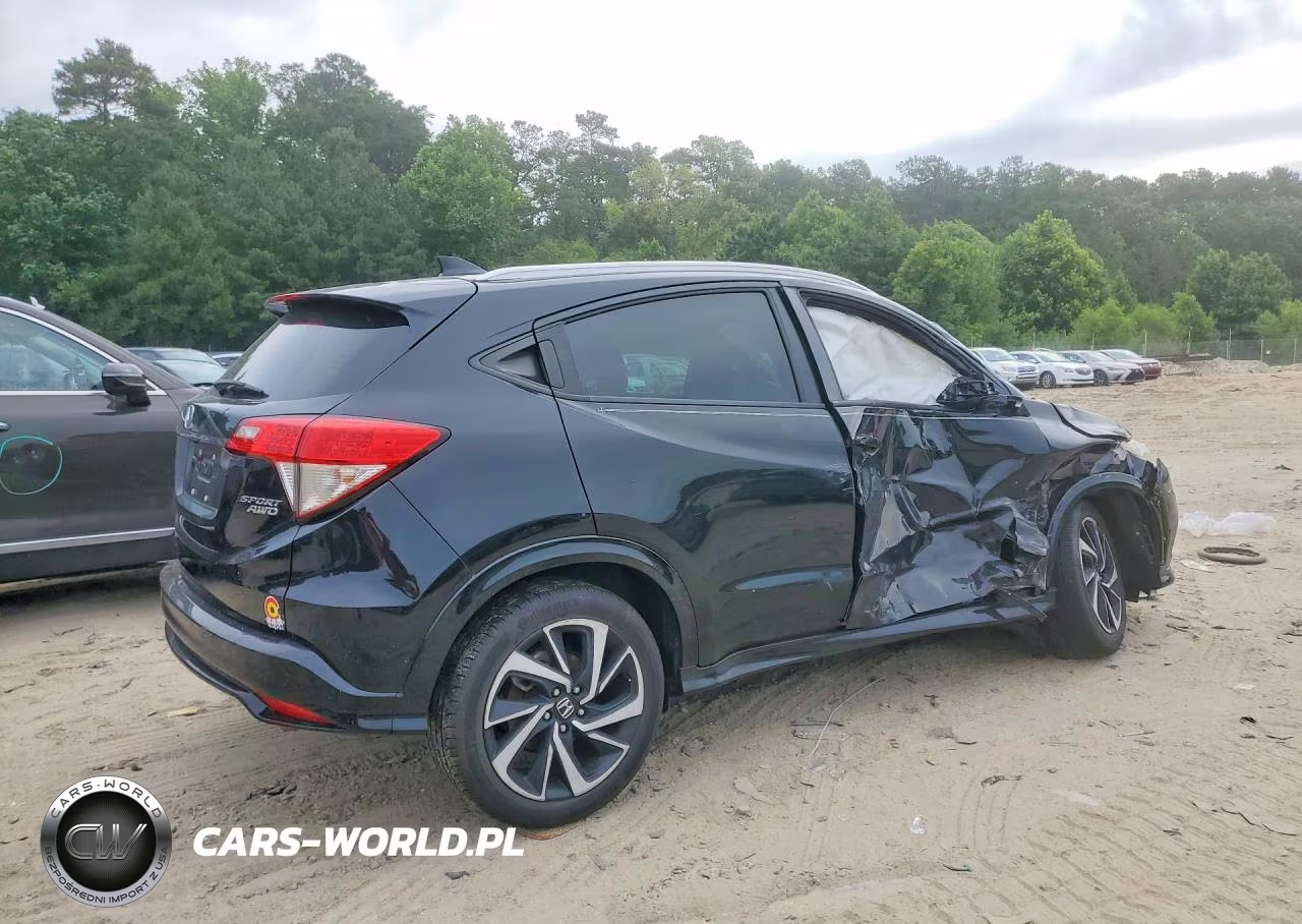 2019 Honda Hr-V Sport VIN:3CZRU6H10KG717552 - 3