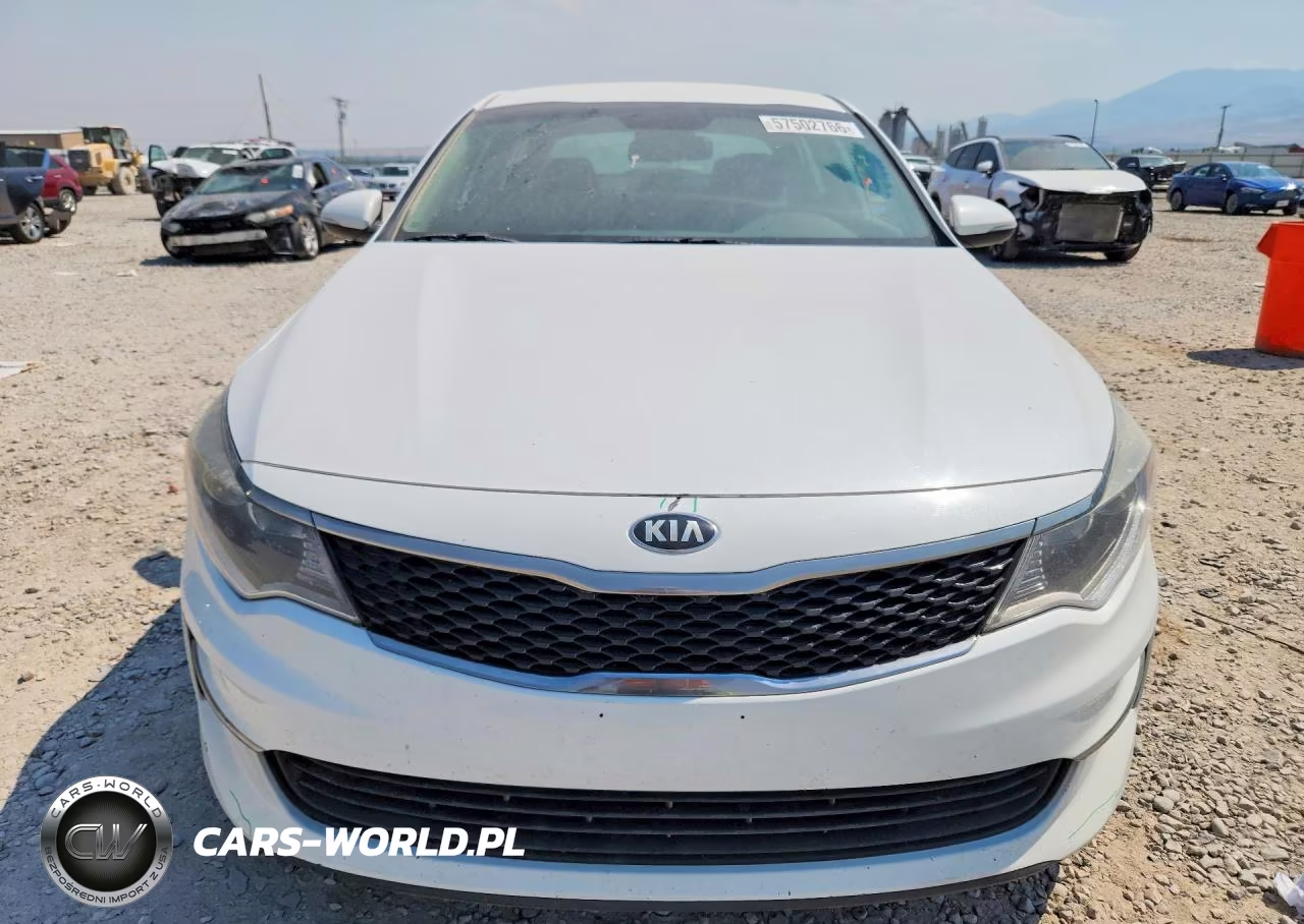 2017 Kia Optima Lx VIN:5XXGT4L30HG156813 - 5
