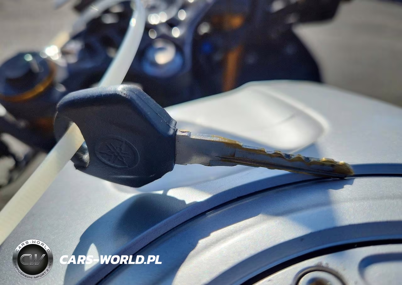 2020 Yamaha Yzf R3 VIN:MH3RH18Y4LK004692 - 8