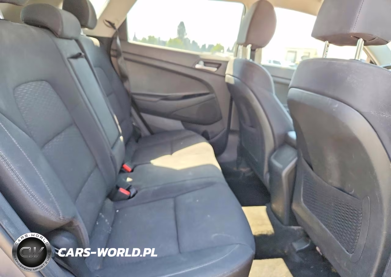 2021 Hyundai Tucson Value VIN:KM8J3CA42MU287379 - 10
