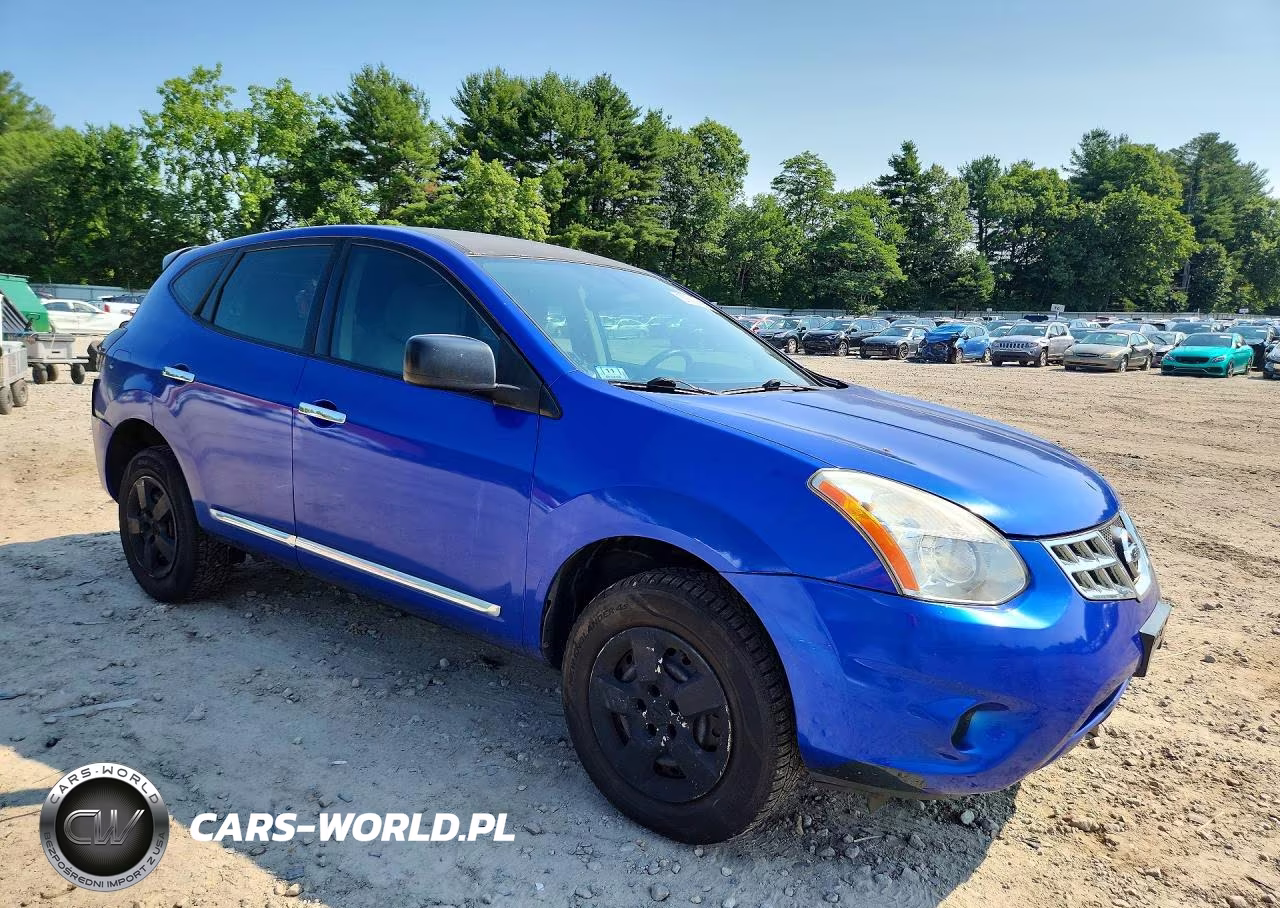 2013 Nissan Rogue S VIN:JN8AS5MV8DW642183 - 4