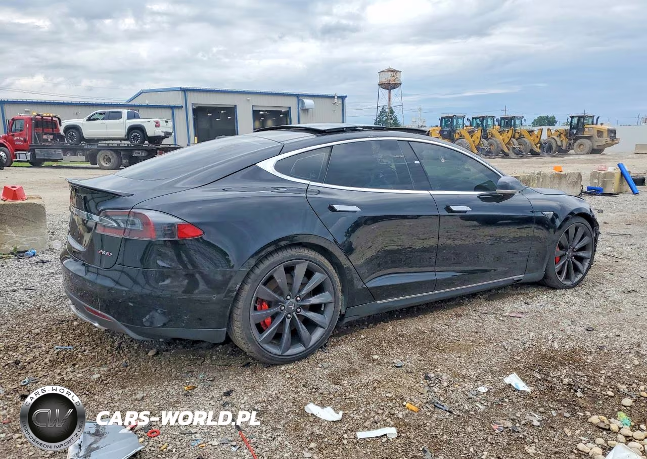 2014 Tesla Model S VIN:5YJSA1H20EFP66661 - 3
