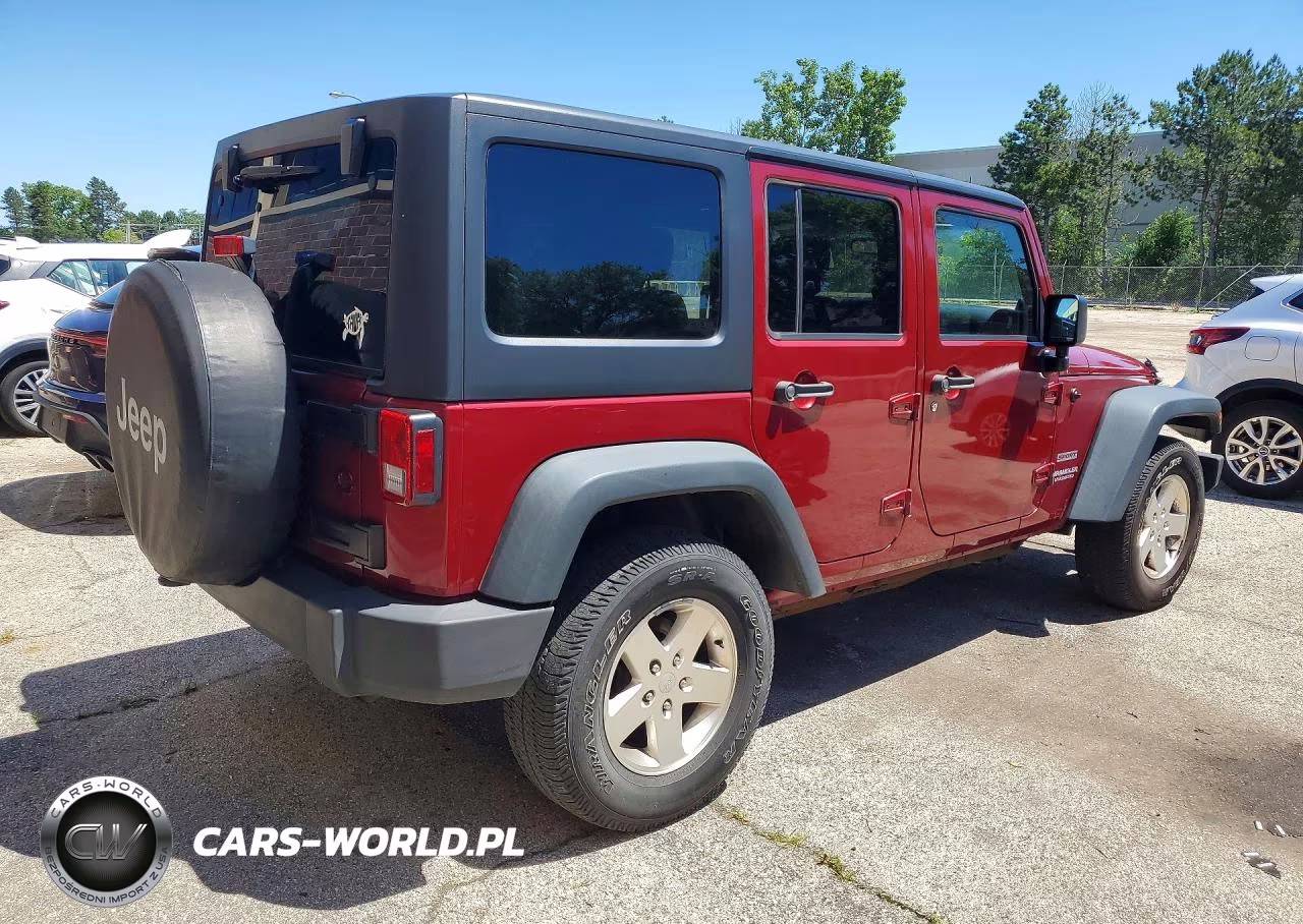 2011 Jeep Wrangler Unlimited Sport VIN:1J4BA3H17BL528912 - 3