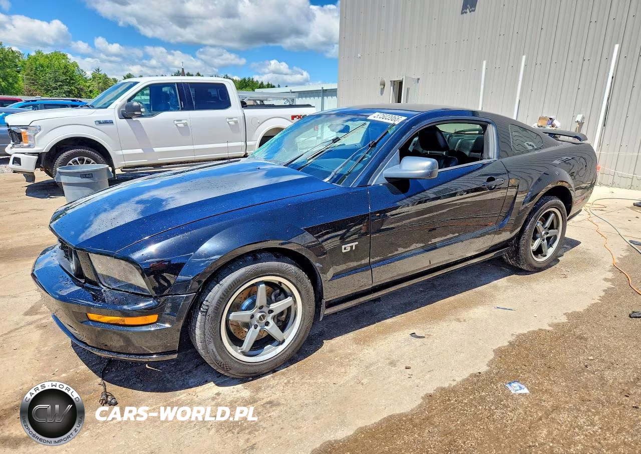 2006 Ford Mustang Gt – zdjęcie 1 z 12