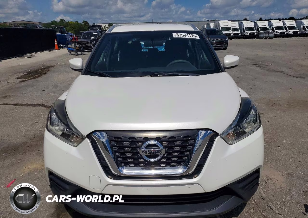 2019 Nissan Kicks VIN:3N1CP5CU7KL503974 - 5