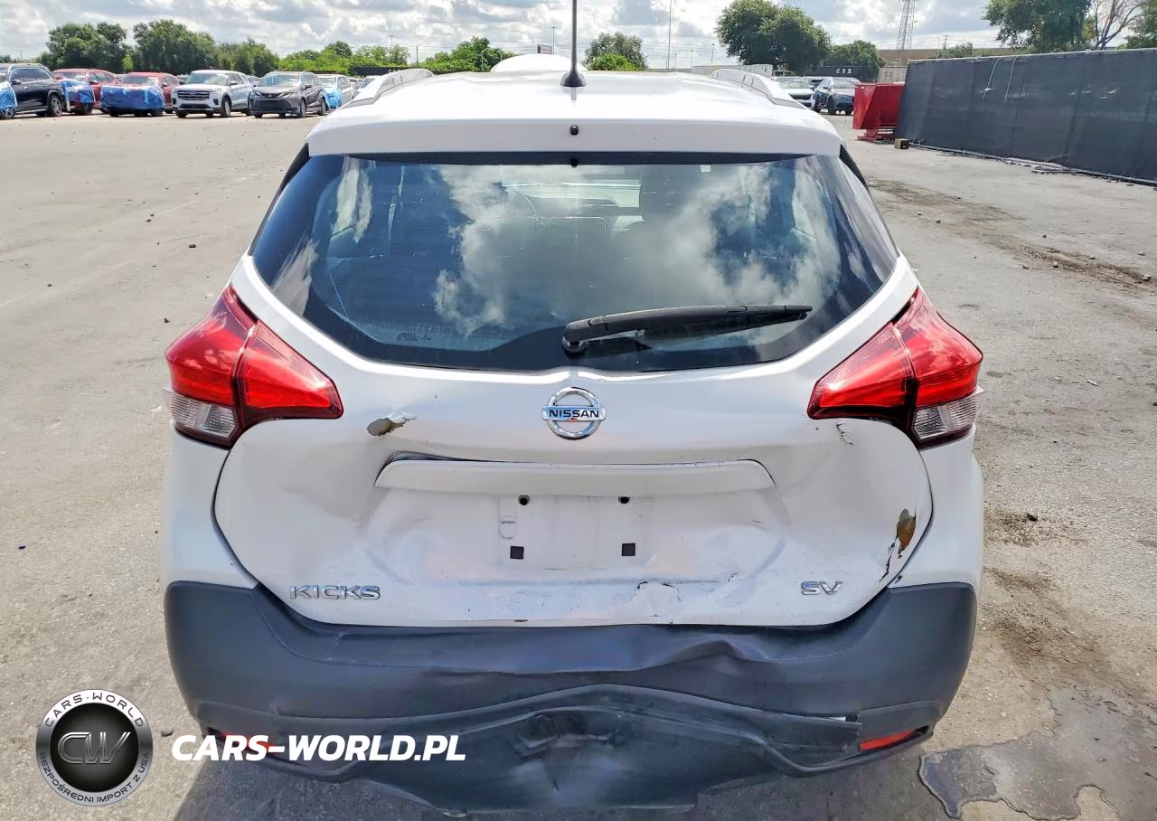 2019 Nissan Kicks VIN:3N1CP5CU7KL503974 - 6