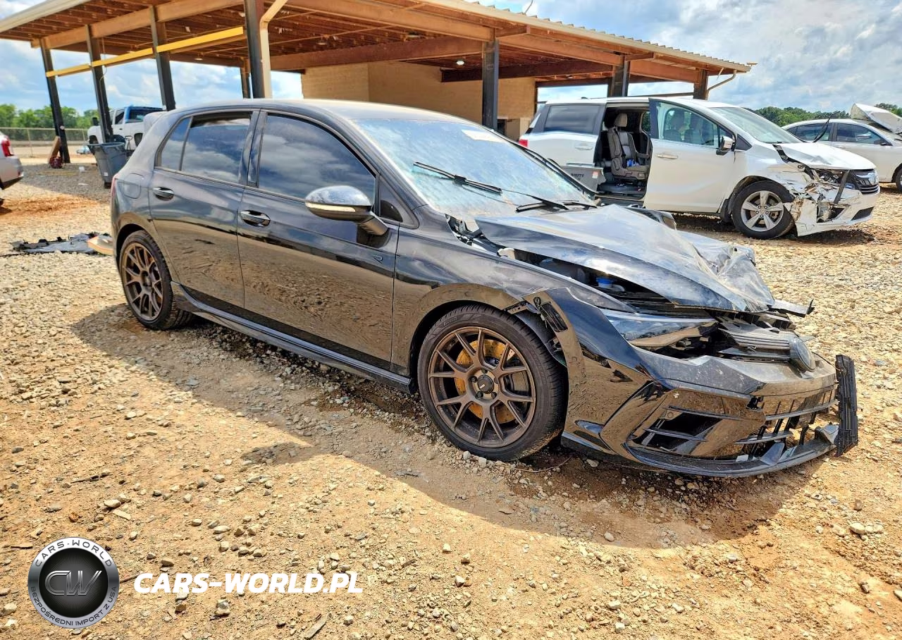 2025 Volkswagen Golf R Black Edition VIN:WVWFB7CD1SW258443 - 4