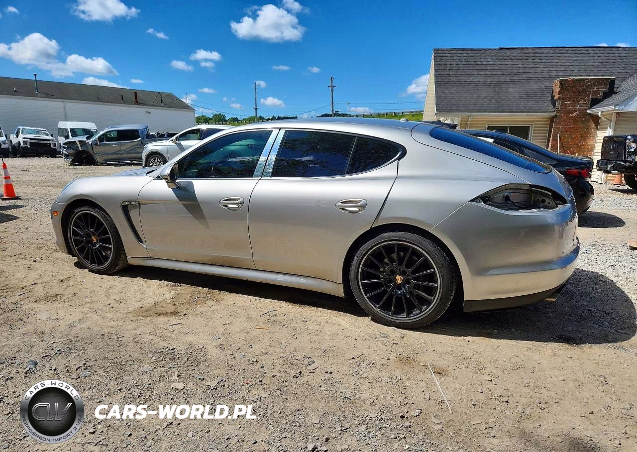 2012 Porsche Panemara 4 VIN:WP0AA2A72CL018852 - 2