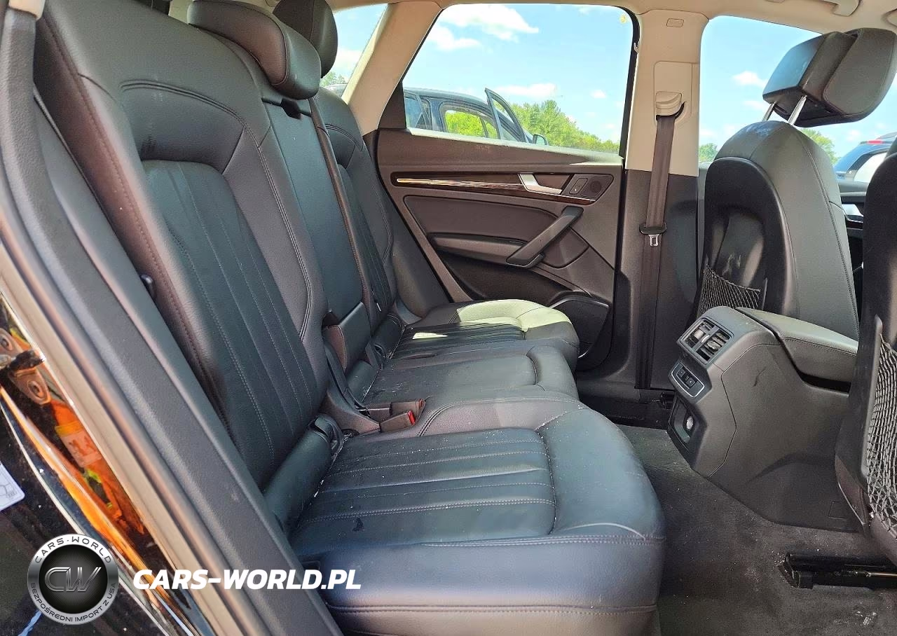 2020 Audi Q5 E Premium VIN:WA1G2AFYXL2103926 - 11