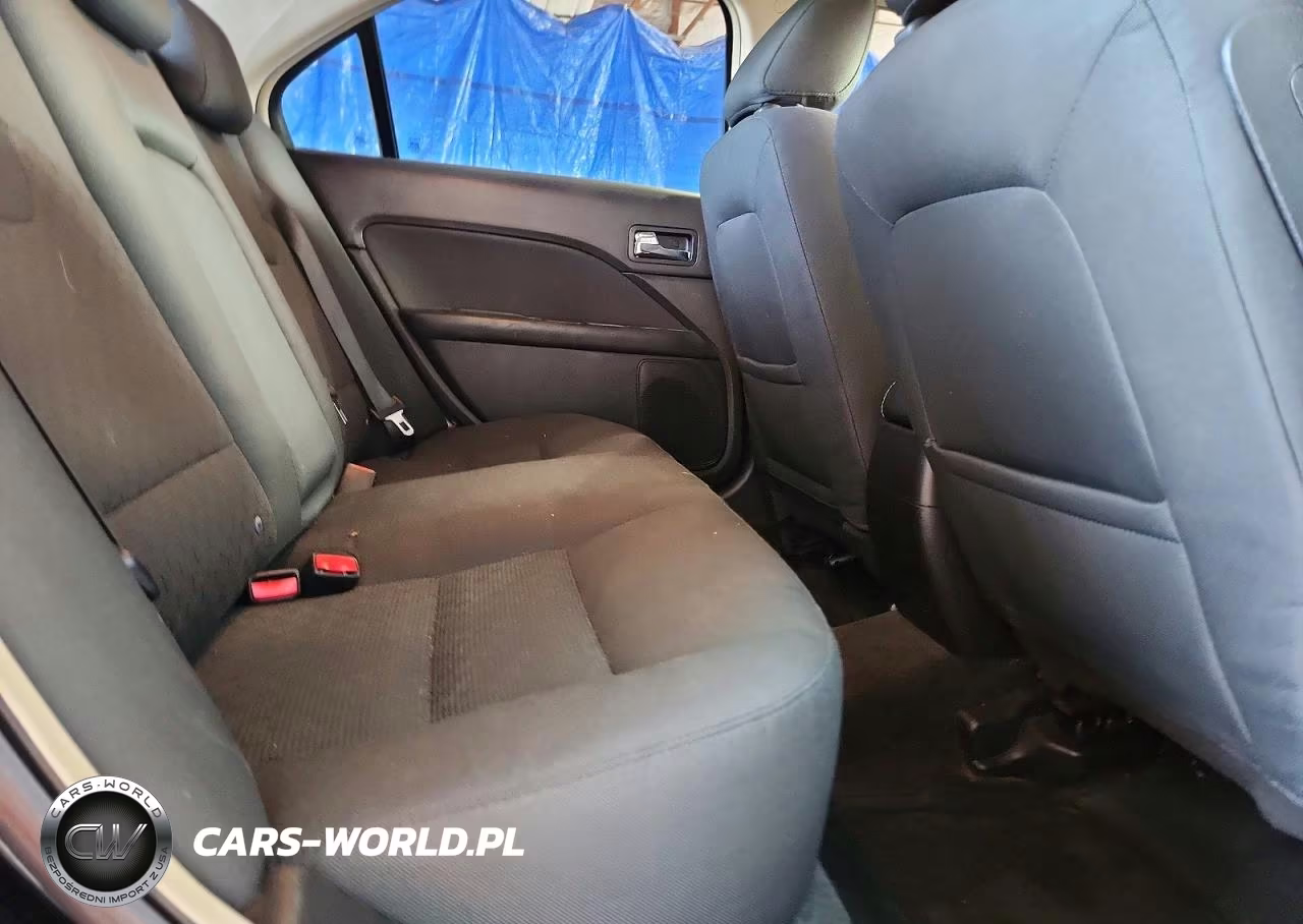 2010 Ford Fusion Se VIN:3FAHP0HG0AR348100 - 10