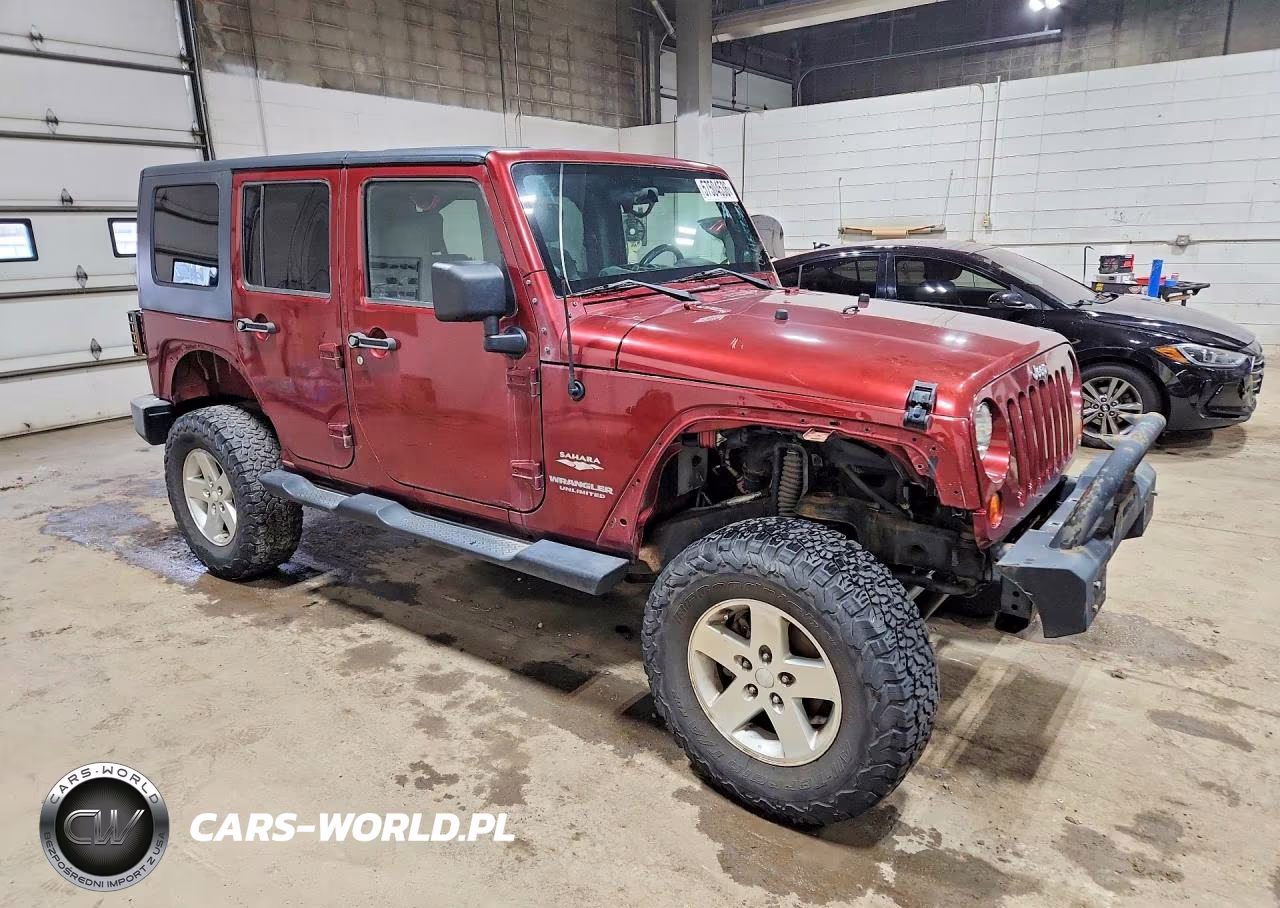 2009 Jeep Wrangler Unlimited Sahara VIN:1J4GA591X9L759460 - 4