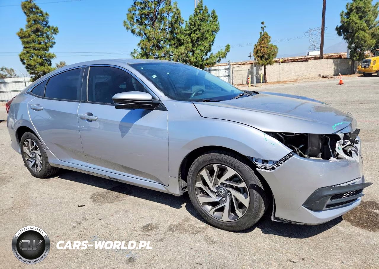 2018 Honda Civic Ex VIN:2HGFC2F72JH610868 - 4