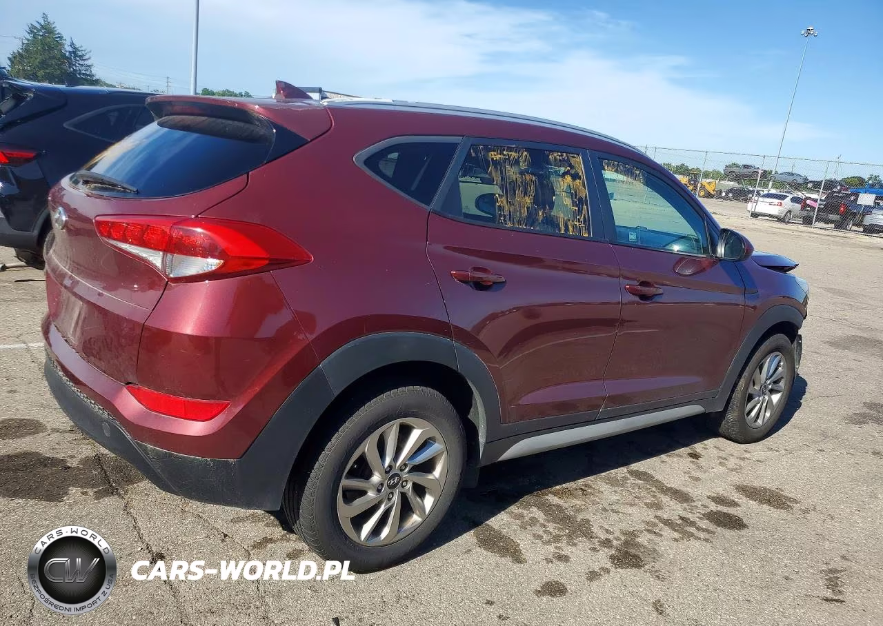 2018 Hyundai Tucson Sel VIN:KM8J33A47JU663442 - 3