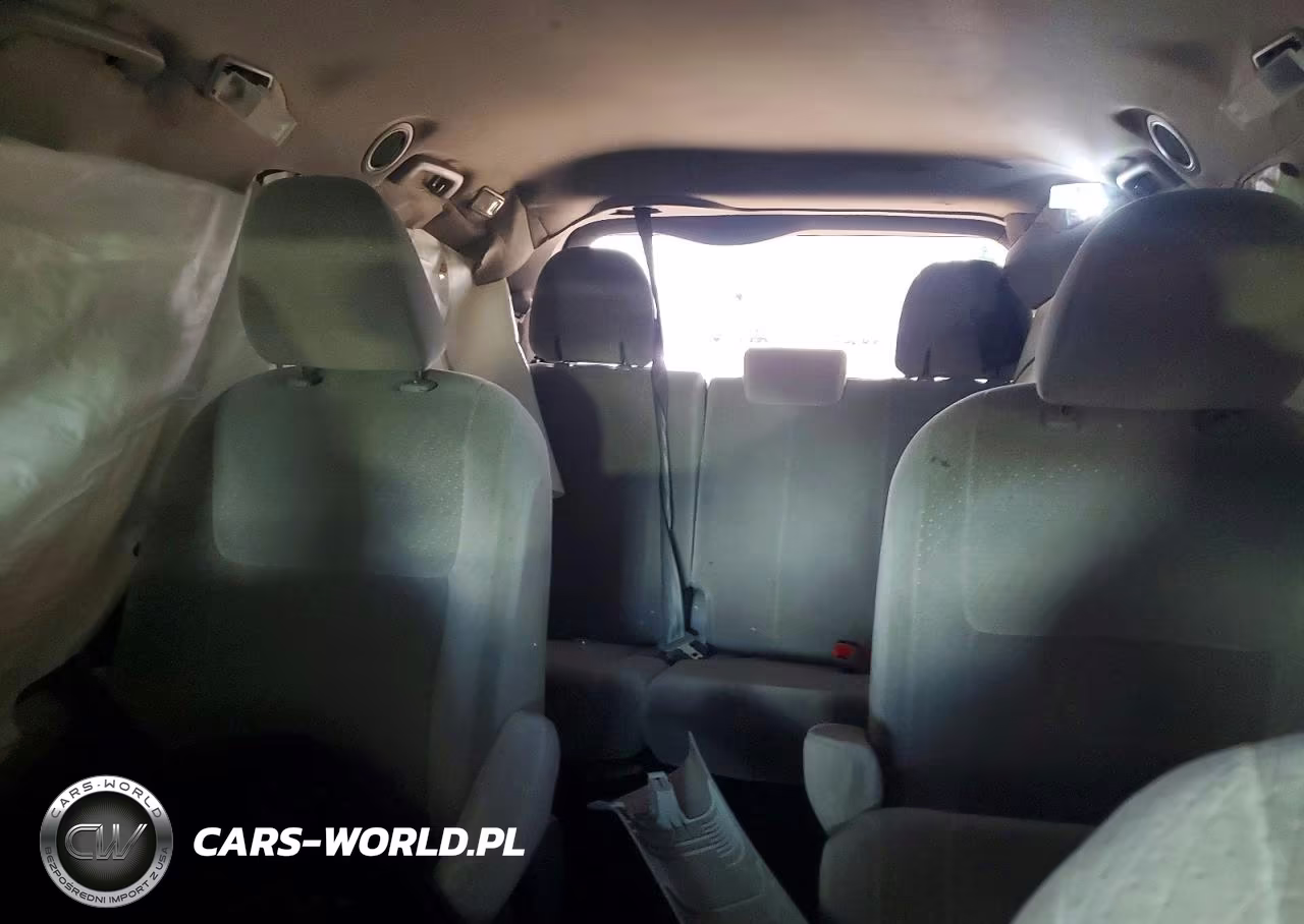 2015 Toyota Sienna Le VIN:5TDJK3DC5FS098713 - 10
