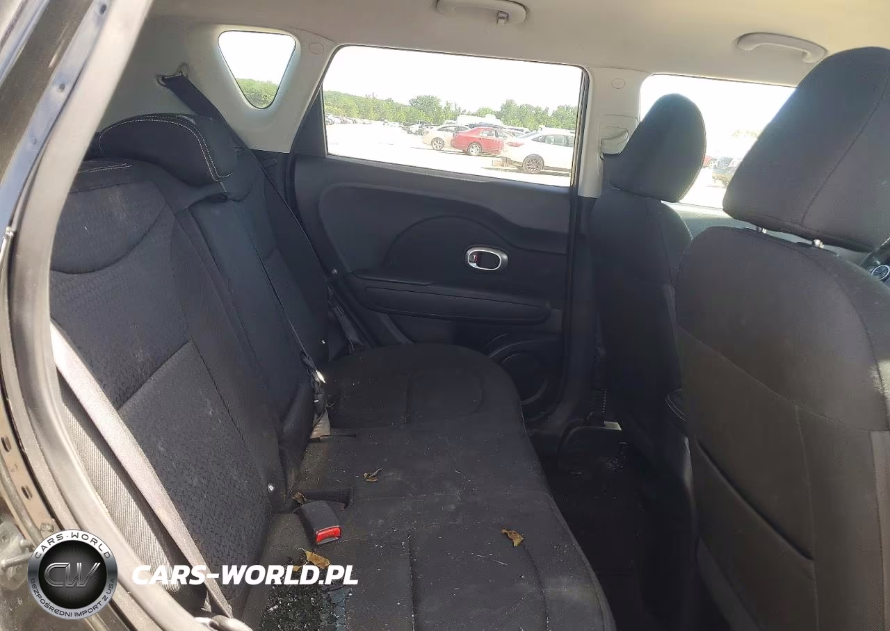 2015 Kia Soul + VIN:KNDJP3A59F7795464 - 10