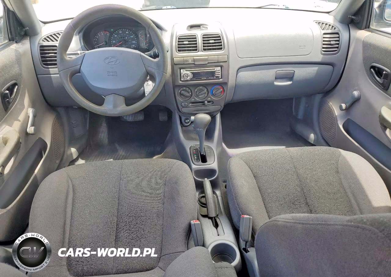 2002 Hyundai Accent Gl VIN:KMHCG45C42U308444 - 8