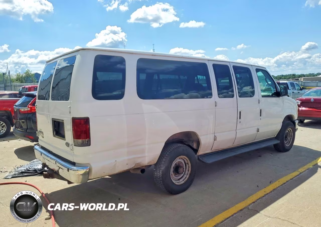 2008 Ford Econoline VIN:1FBSS31L28DA91570 - 3