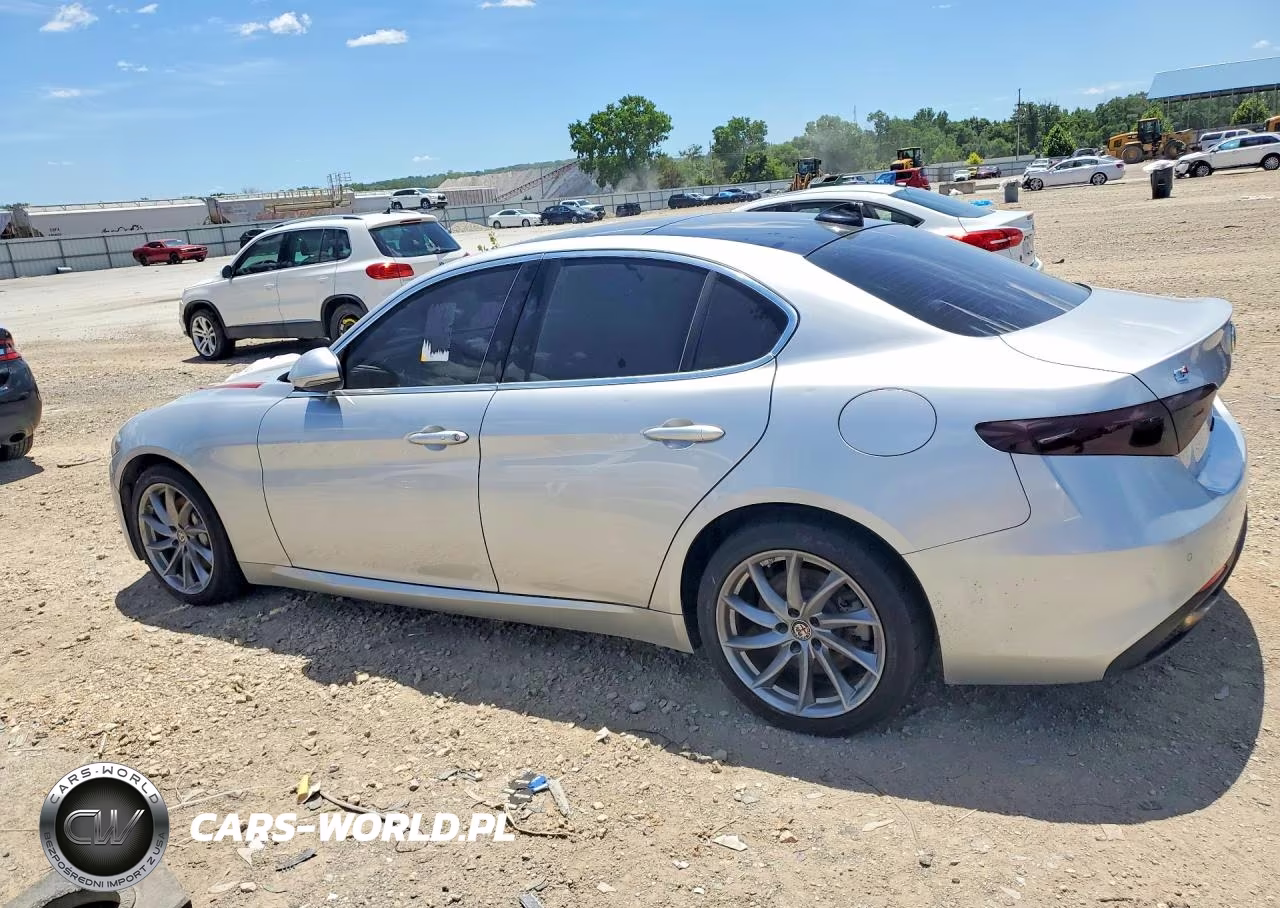 2017 Alfa Romeo Giulia Ti Q4 VIN:ZARFAEEN4H7554496 - 2