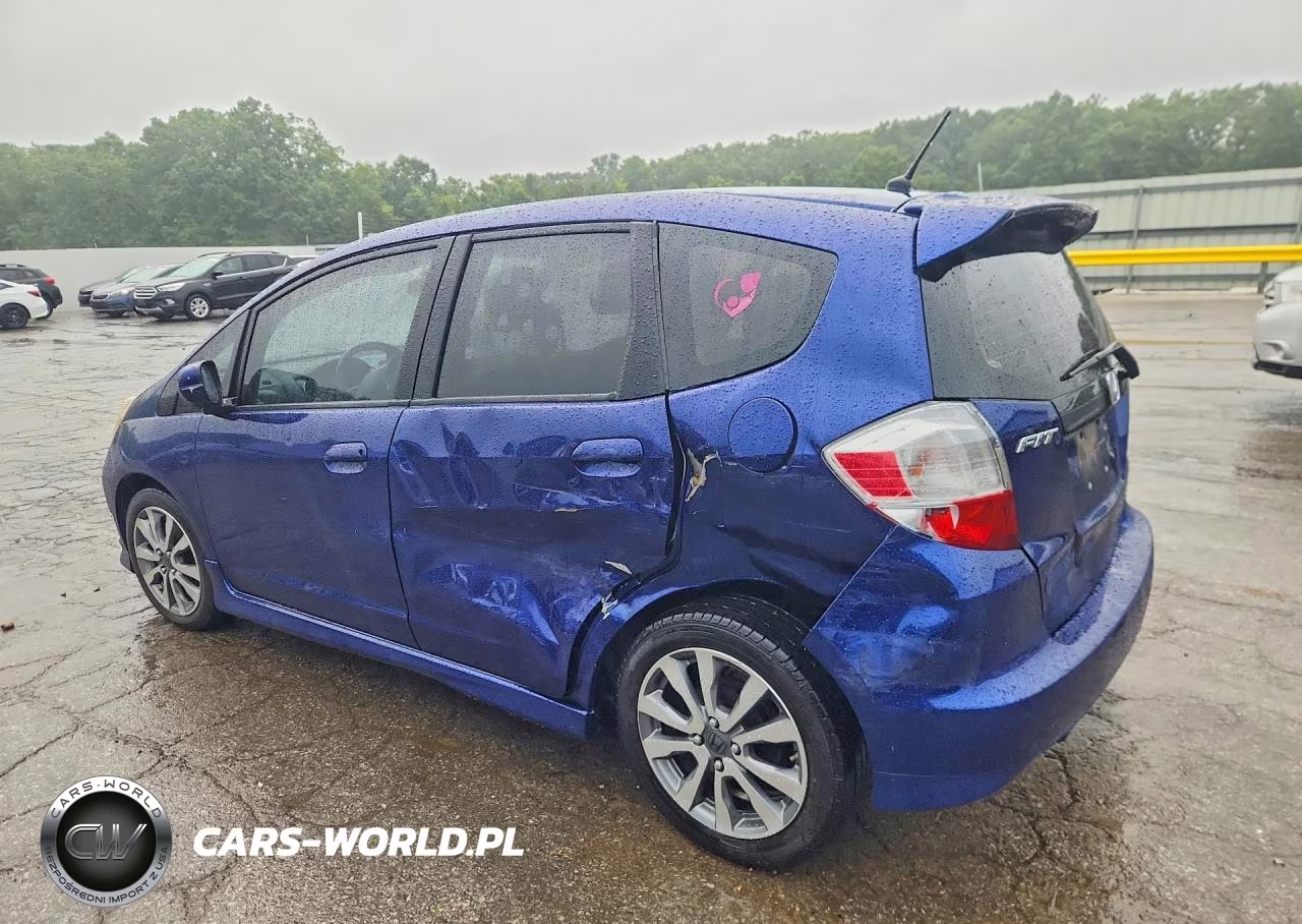 2012 Honda Fit Sport VIN:JHMGE8H52CC008357 - 2