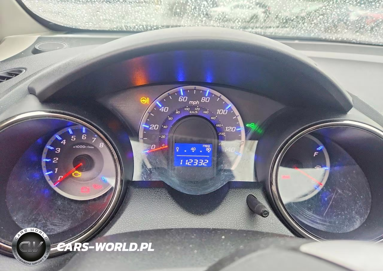 2012 Honda Fit Sport VIN:JHMGE8H52CC008357 - 9